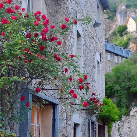 Couette-café D'hotes La Source Du Vallon